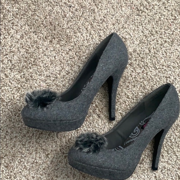 Heels - Picture 3 of 6